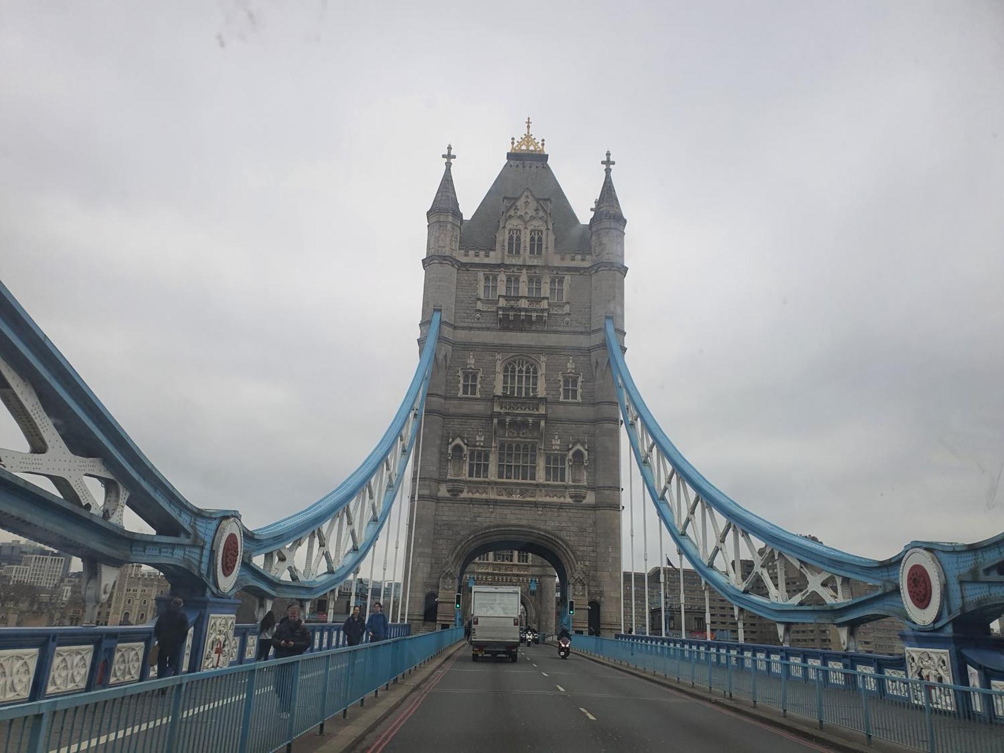 Walking To Tower Bridge Apartment Лондон Екстериор снимка